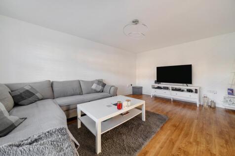 1371605-8-68fb4af...