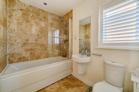 1371605-5-68fb4ac...