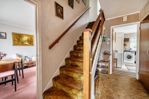 1369323-8-68ef760...