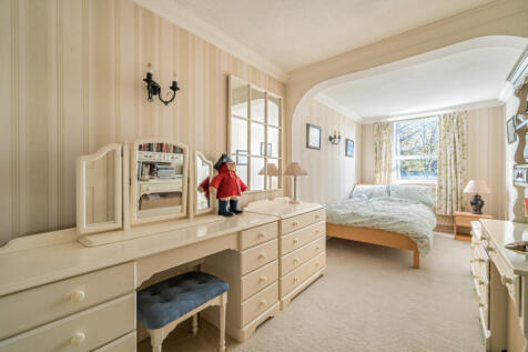 1373013-9-68ff470...