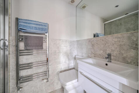 1372368-13-6900d2...