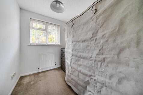 1375258-3-690a035...