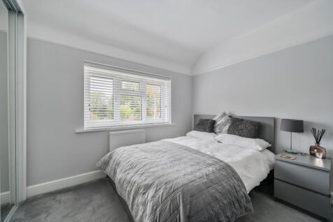 1372842-18-6908d3...