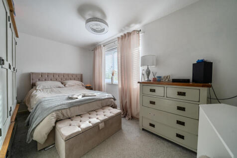 1375487-1-6909d7b...