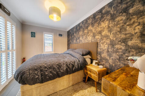 1375749-7-690c765...