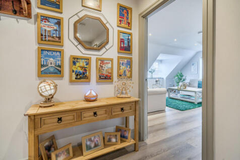 1373947-5-6909f32...