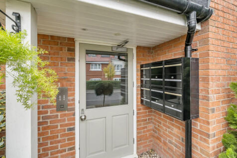 1373947-18-6909f4...