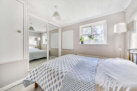 1384846-3-6925aa5...