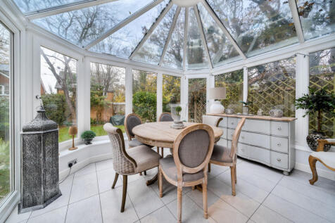 1386218-7-692d6e0...