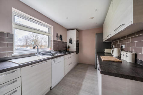 1383717-3-692db21...