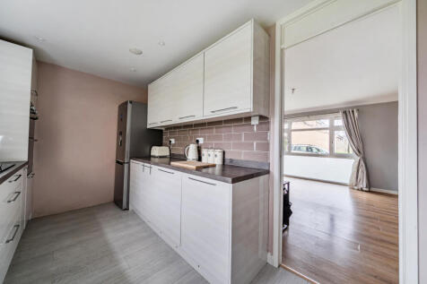 1383717-8-692db2a...