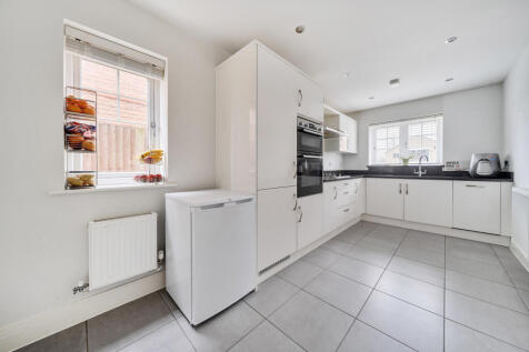 1393407-24-6942b6...