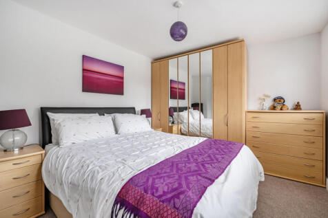 1382843-3-691c571...