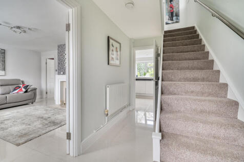 1382843-8-691c574...