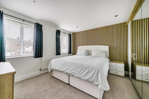 1382843-1-691c570...