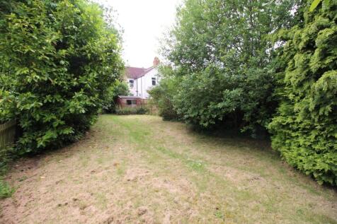 122 Christchurch Road Rear Garden1.JPG