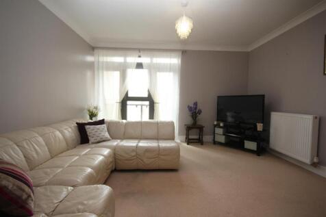 Wallis Place 15 Lounge2.JPG