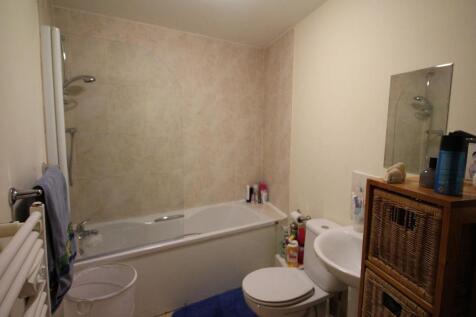 tufton st bathroom.jpg