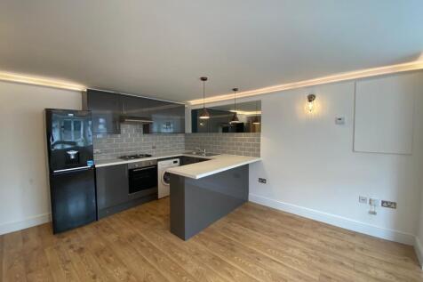 Flat 5 Kitchen.jpg