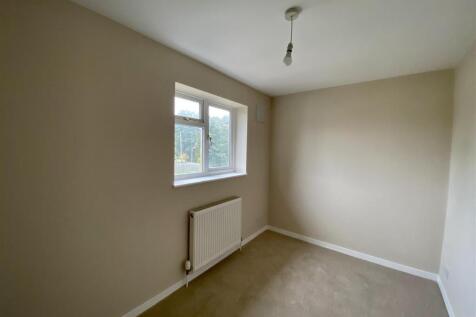 Bedroom 3.jpg