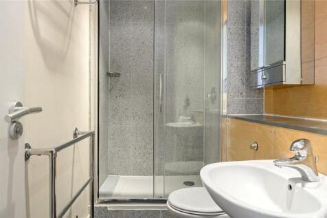 En Suite Bathroom