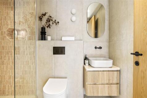 En Suite Bathroom