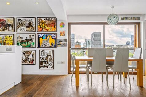 Kitchen/Reception