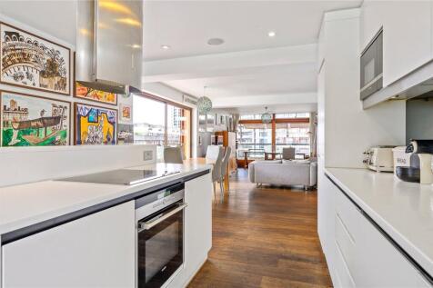 Kitchen/Reception