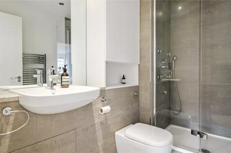 En Suite Bathroom