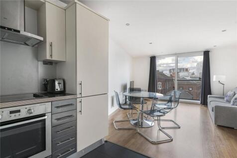 Reception/Kitchen