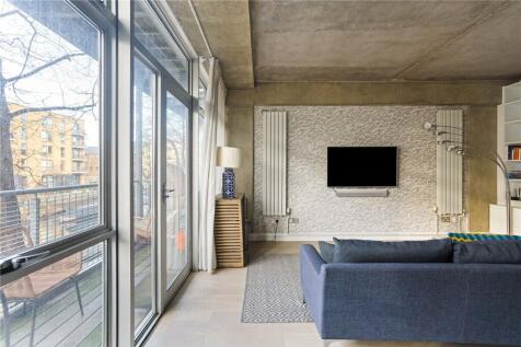 Reception/Kitchen