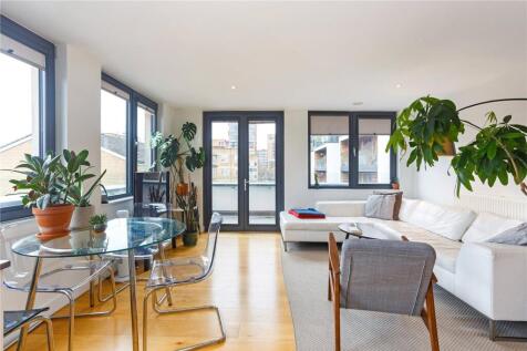 Reception/Kitchen