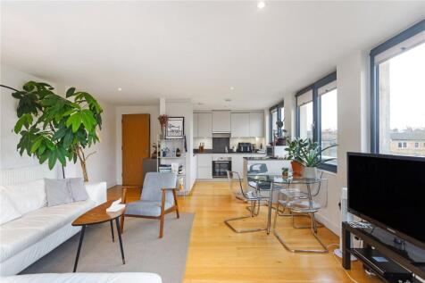 Reception/Kitchen