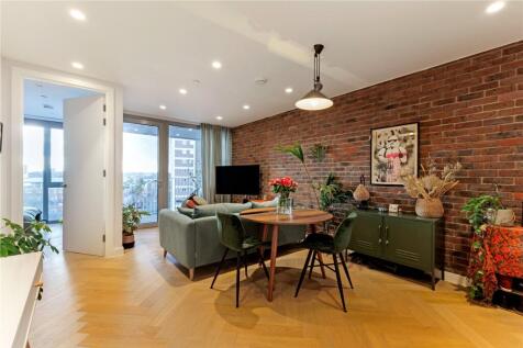 Reception/Kitchen