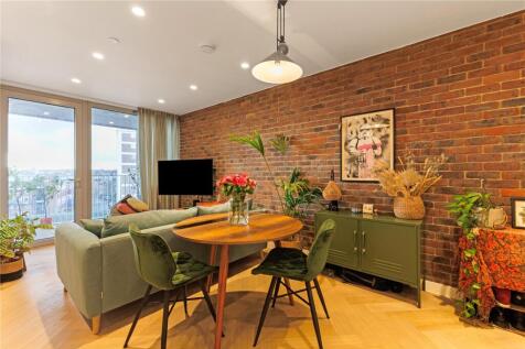 Reception/Kitchen