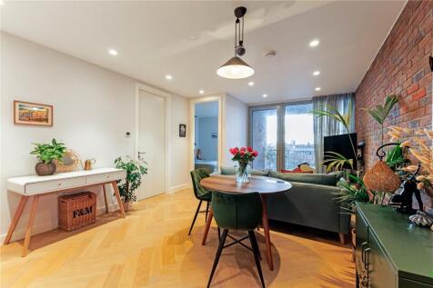 Reception/Kitchen