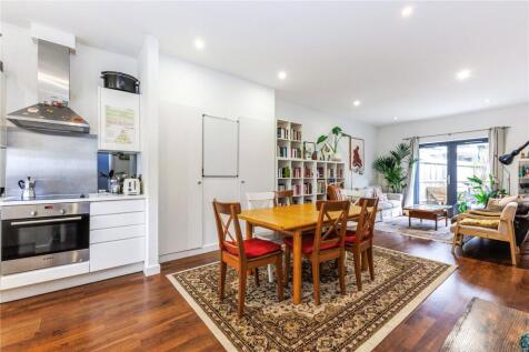 Reception/Kitchen