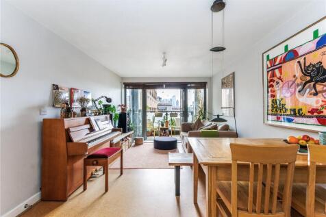 Reception/Kitchen