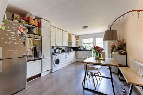 Reception/Kitchen