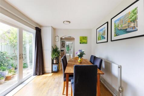 Kitchen/Dining