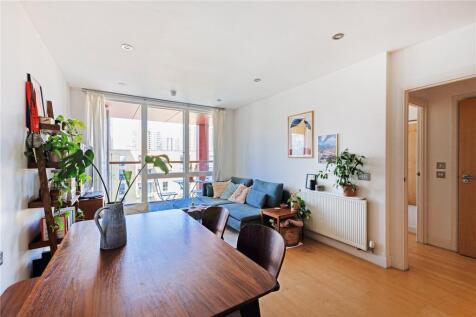 Reception/Kitchen
