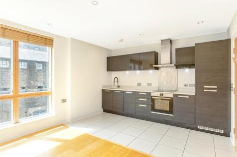 Reception/Kitchen