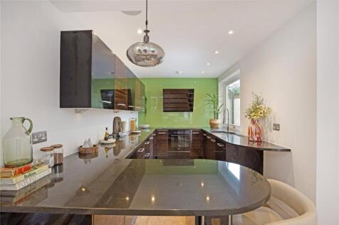 Reception/Kitchen