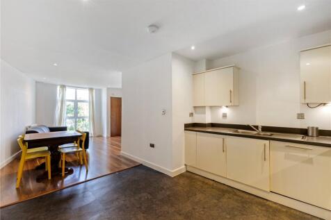 Reception/Kitchen