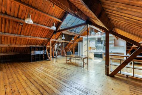 Reception/Kitchen
