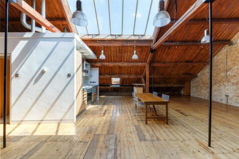 Reception/Kitchen