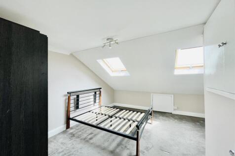loft bedroom.jpeg