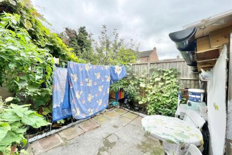 WhatsApp Image 2025-09-18 at 14.06.22.jpeg