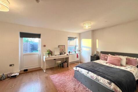 WhatsApp Image 2025-04-29 at 14.30.08.jpeg