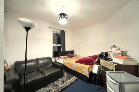 WhatsApp Image 2025-11-27 at 18.02.55.jpeg